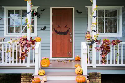 halloween_decorations_CBC