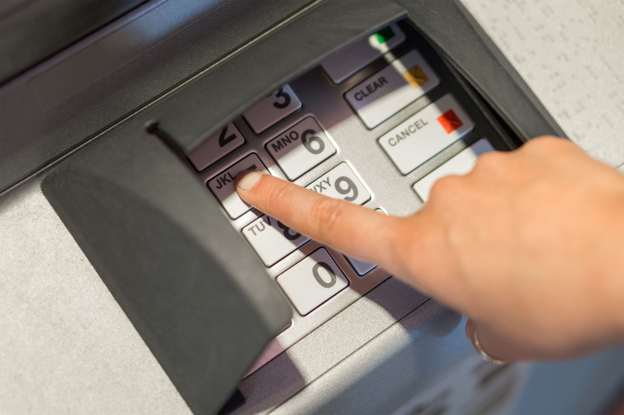 How to Protect Yourself from Credit Card Skimmers