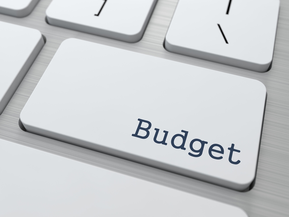 Expert Advice on How to Actually Stick to Your Budget